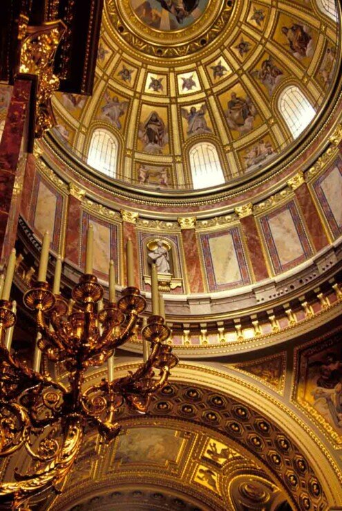 Cupola della Basilica di Santo Stefano La bella cupola neoclassica della Basilica di Santo Stefano.