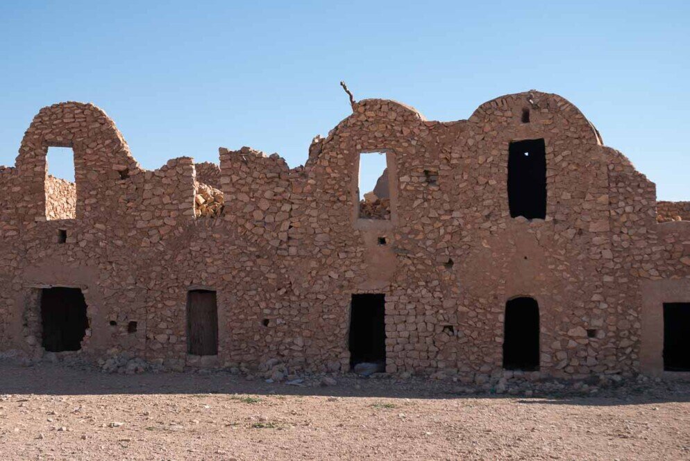 Ghorfas di Medenine_granai fortificati dei berberi