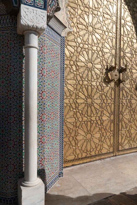 Palazzo reale di Fez Una delle sette porte del palazzo reale di Fez