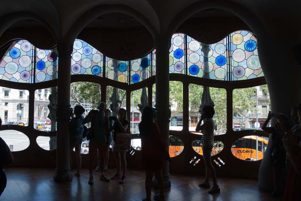 Casa Batllò Casa Batllò grande finestra con vetrata