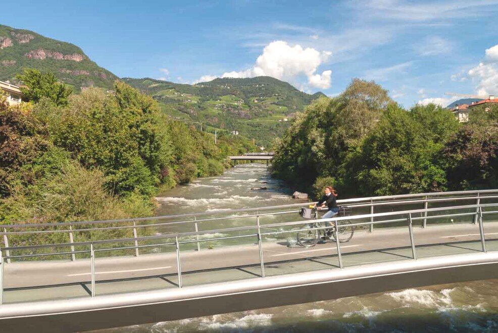 Bolzano lungofiume Talavera