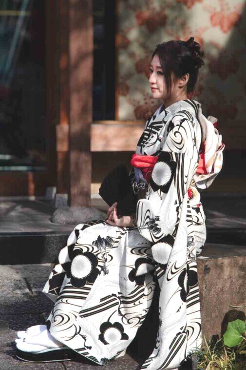 Ragazza in Kimono_Kyoto Ragazza in Kimono