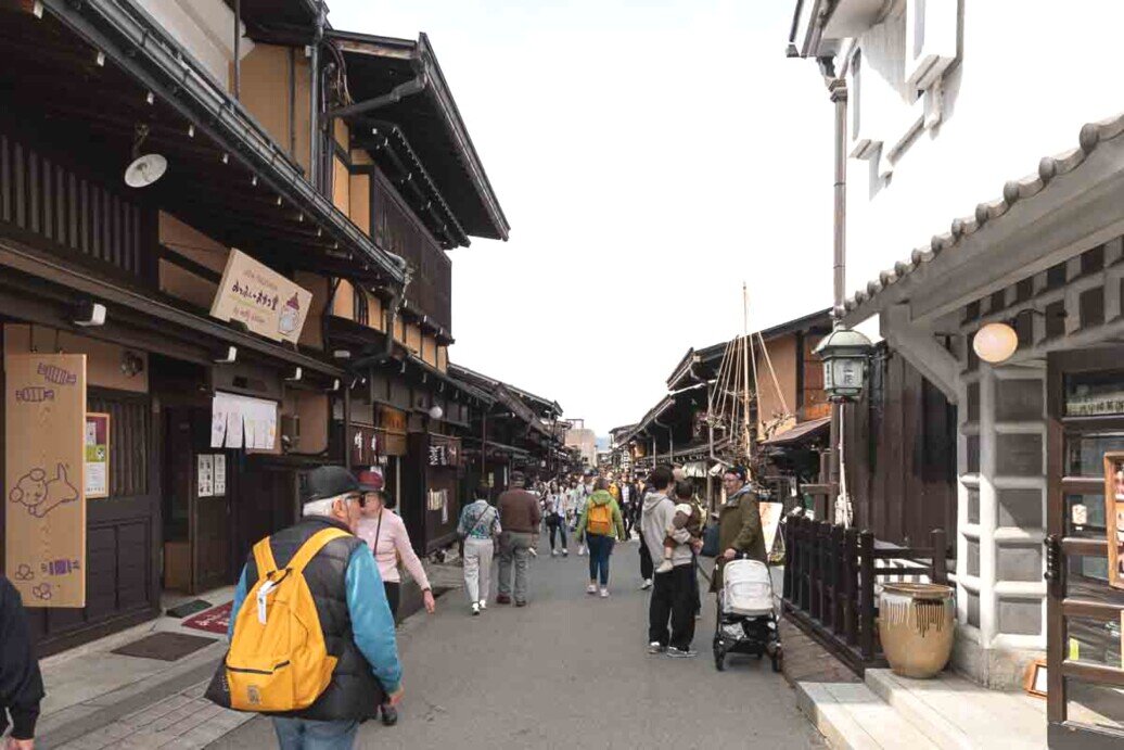 Takayama vecchio quartiere Le vecchie case e le botteghe di mercanti e artigiani di Takayama