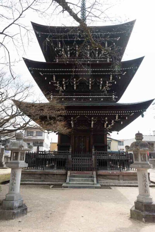 Tempio Hida Kokubunji pagoda a tre piani Pagoda in legno a tre piani nel Tempio Hida Kokubunji