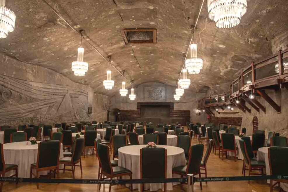 Wieliczka ristorante nella miniera del sale Un ristorante a 130 metri di profondità nella miniera del sale.
